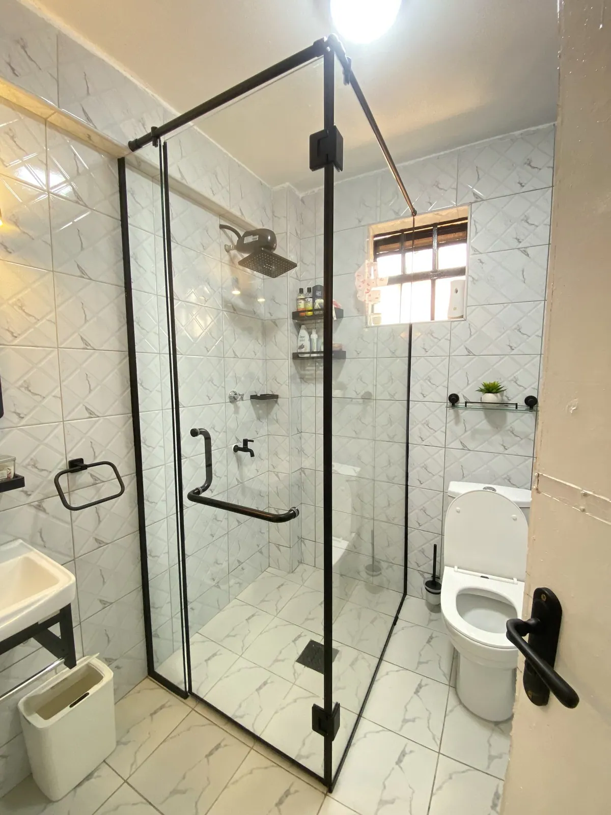 Modern. residential Interior Renovation & Makeover by Kloche Interiors at Mid-View Apartment Makeover, Thindigua, Kiambu — view 8