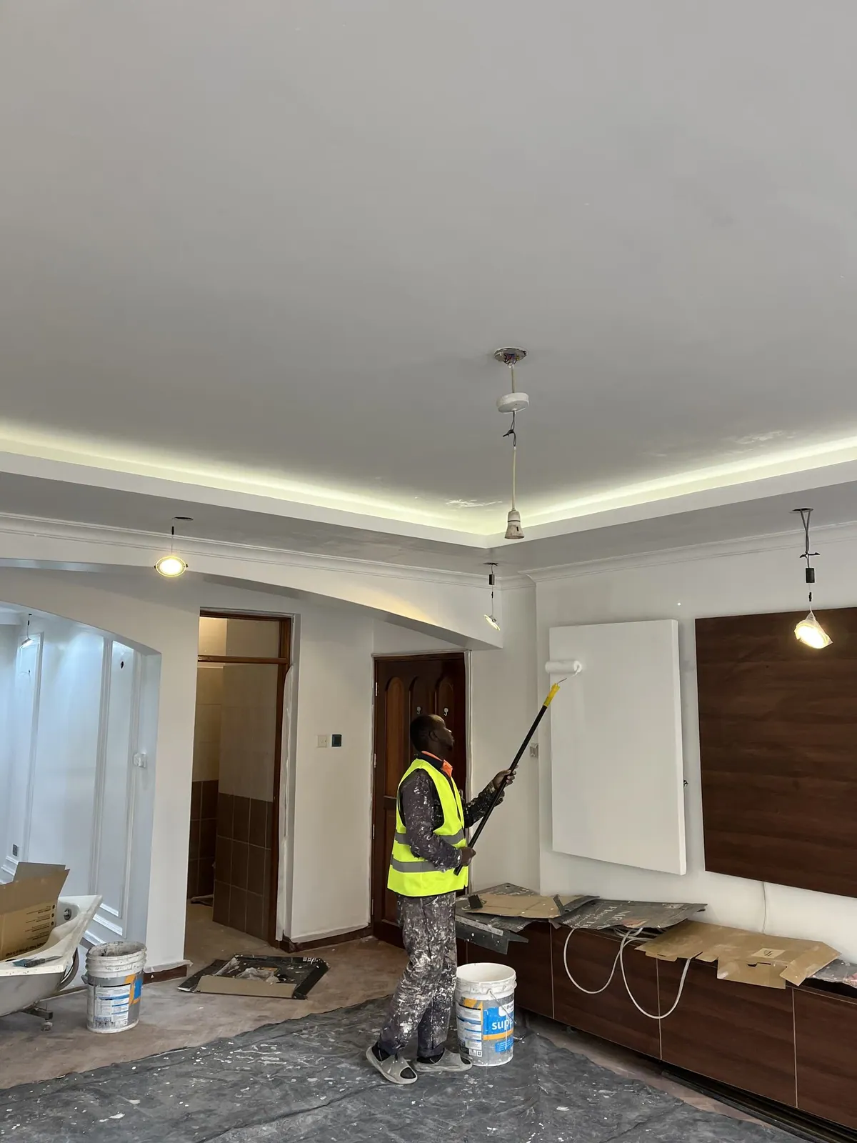 Modern Contemporary interior Finishes by Kloche Interiors at Tottenham Apartment Make-over, Lavington, Nairobi — view 23