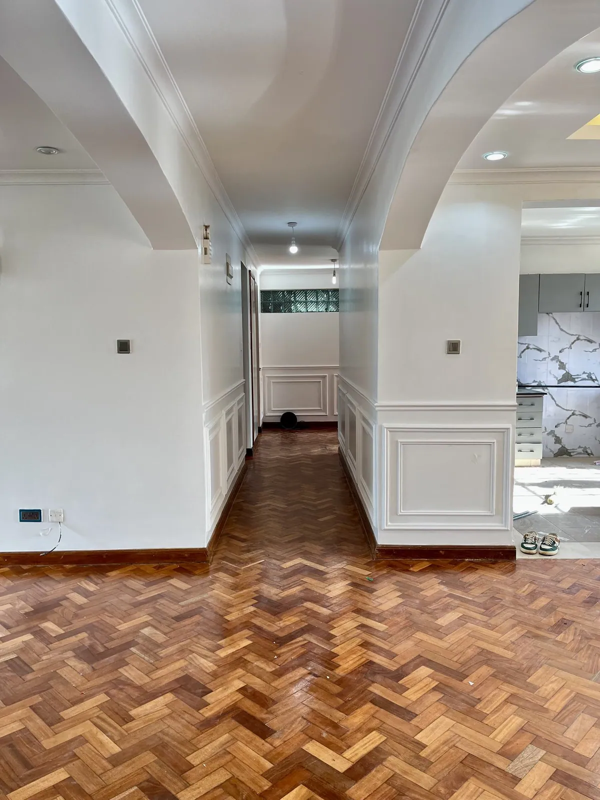 Modern Contemporary interior Finishes by Kloche Interiors at Tottenham Apartment Make-over, Lavington, Nairobi — view 34