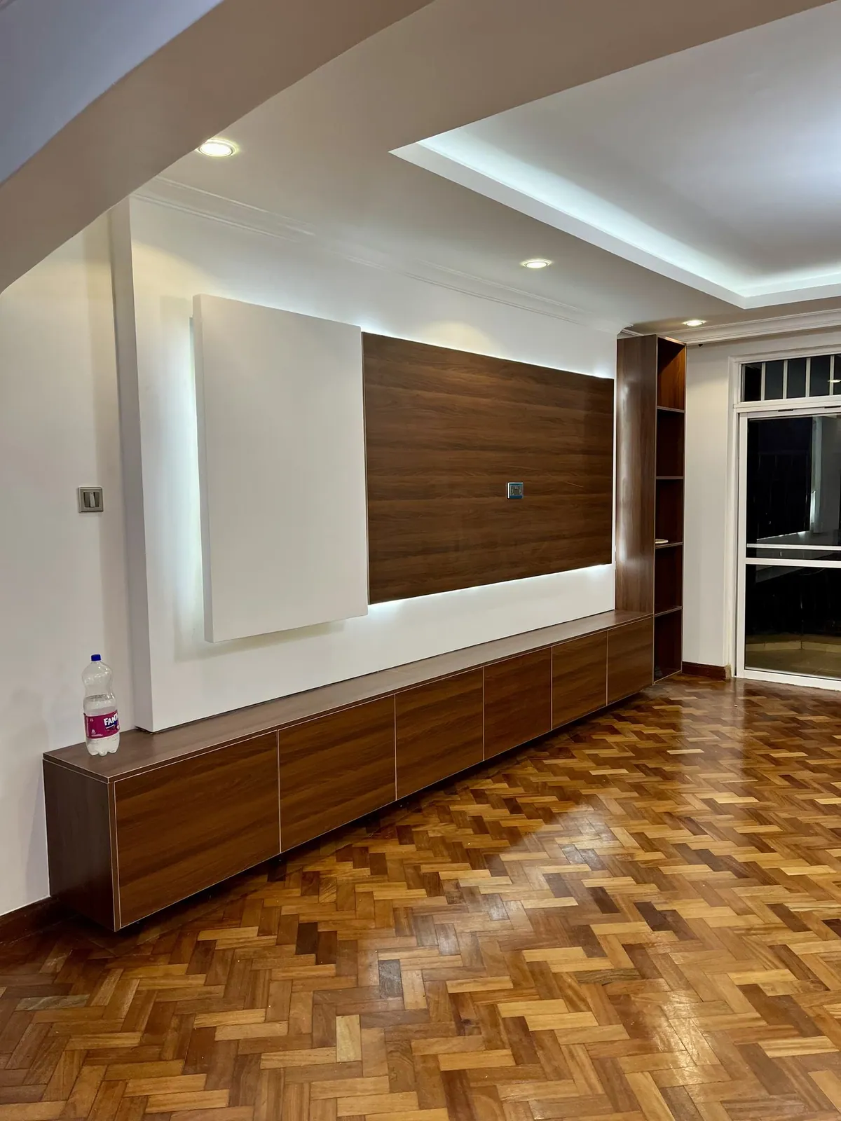 Modern Contemporary interior Finishes by Kloche Interiors at Tottenham Apartment Make-over, Lavington, Nairobi — view 62
