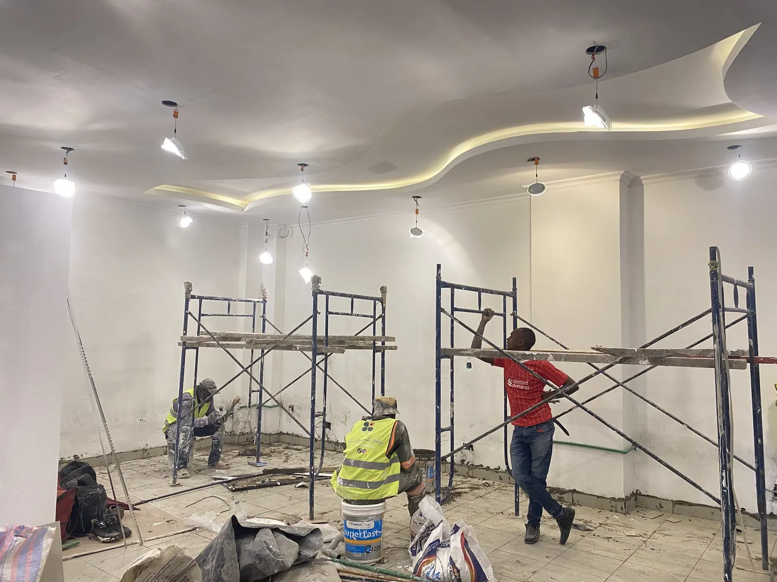 Modern Contemporary full interior Fit-Out & Finishes by Kloche Interiors at Pam Nail Lacquer Parklands Branch, Parklands, Nairobi — view 18